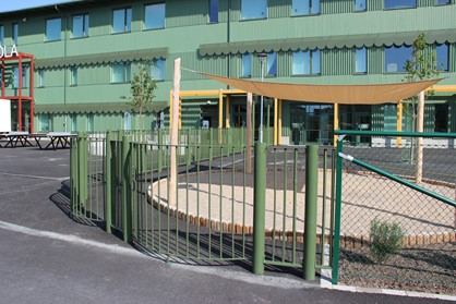 Ektorps_skola_Staket_1660